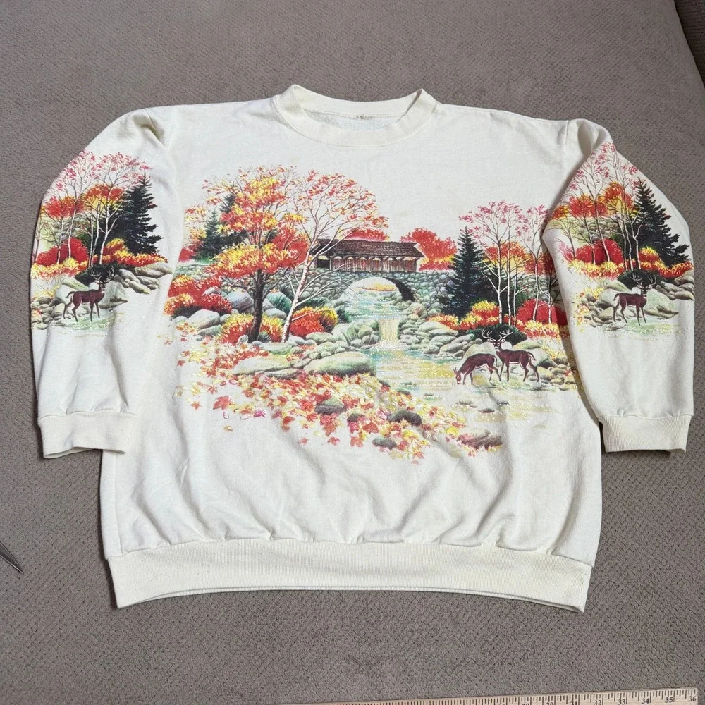 Vintage 1990s Nature Scene Deer Covered Bridge Sweatshirt Cream XL